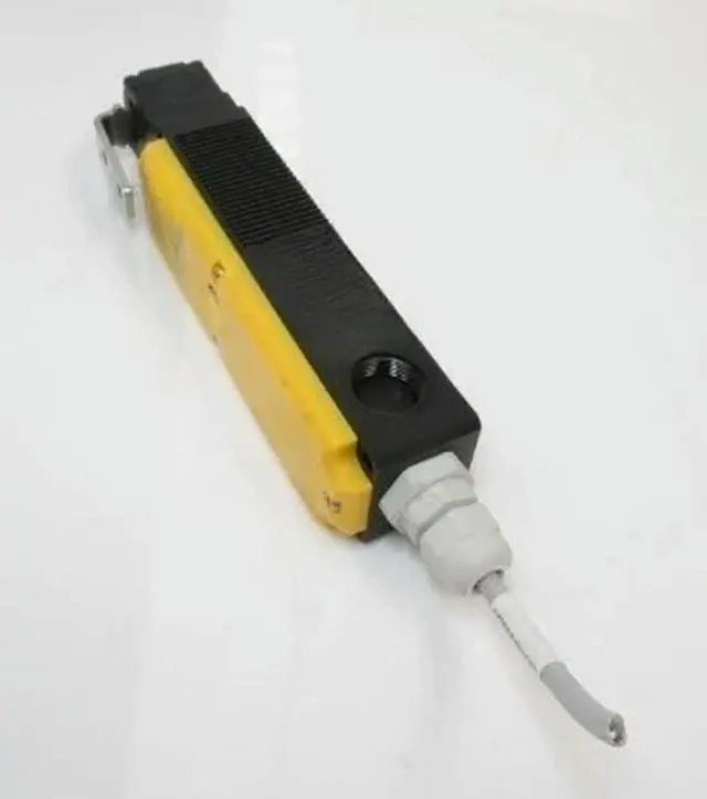 Alt view image 2 of 6 - i10-E0233 i10 E0233 SAFETY LOCKING DEVICES Fast Delivery