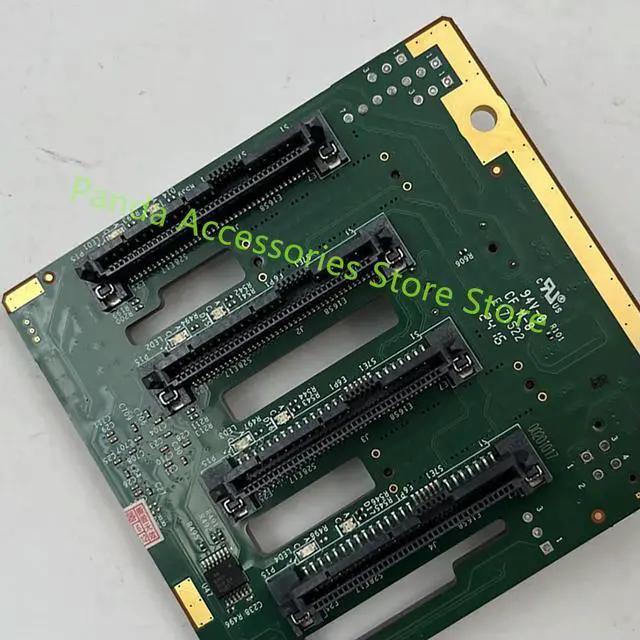 Main image of BPN-NVME5-228N-S4 4-disk hard drive backplane without cables