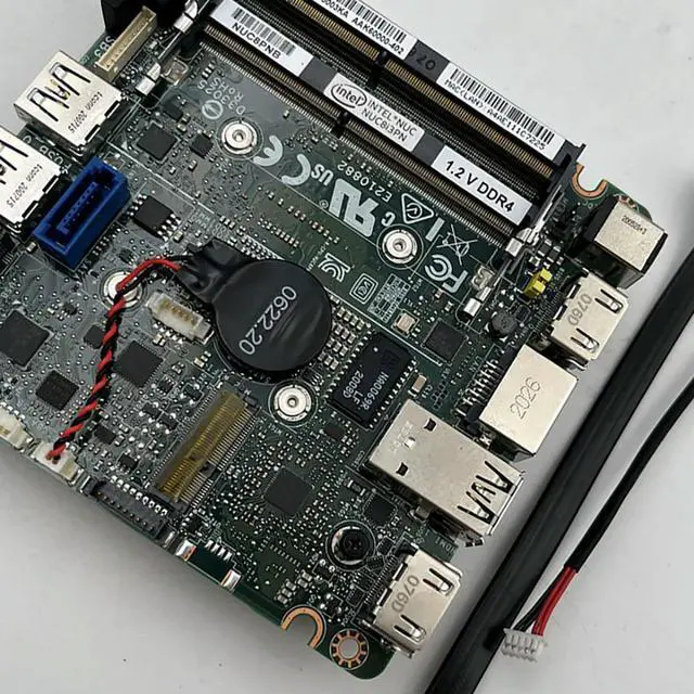 Main image of i3-8145 UMini NUC ITX IPC Motherboard NUC8i3PNB NUC8i3PN