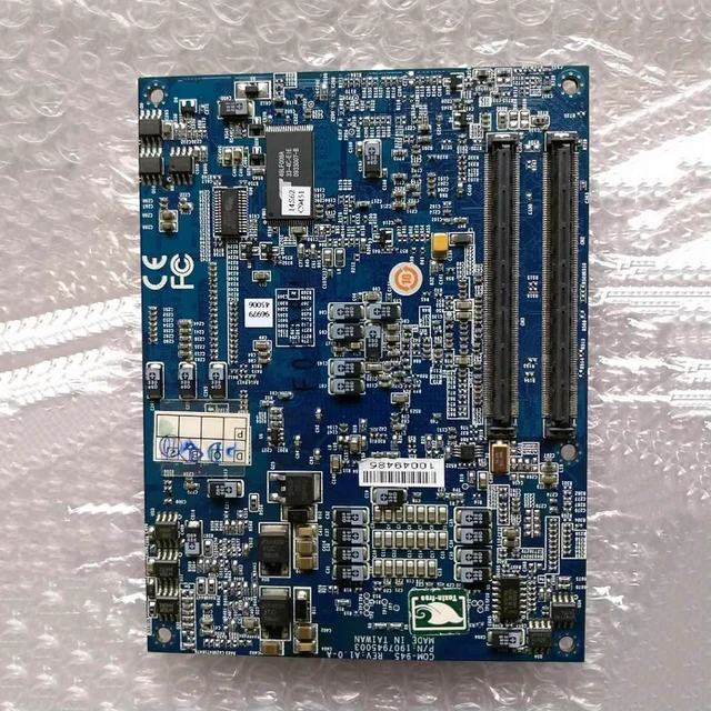 Alt view image 2 of 3 - COM-945 REV:A1.0-A CPU Board Medical Industrial Motherboard