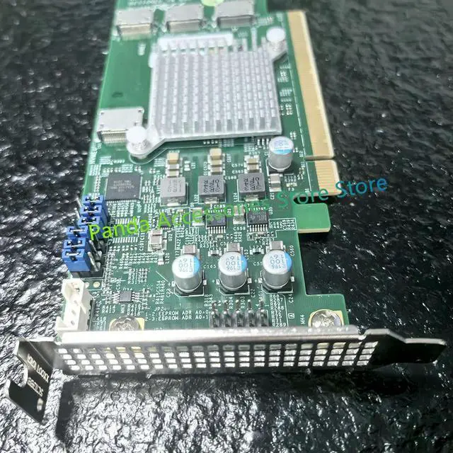 Main image of VME U.2 Expansion Card AOC-SLG3-4E4T