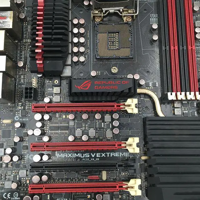 Alt view image 3 of 3 - MAXIMUS V EXTREME M5E Workstation Motherboard For For 4*DDR3 Z77 Before Shipment Test