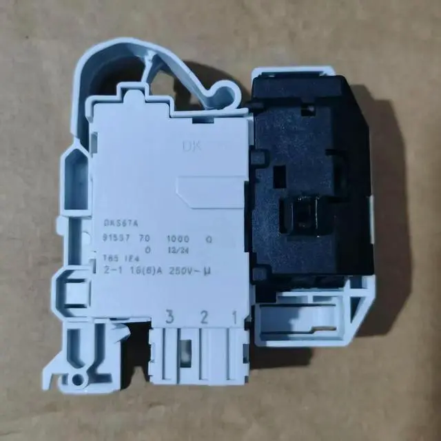 Main image of Suitable for Siemens drum washing machine electronic door lock DKS65 DKS66 DKS67 DKS68 door switch