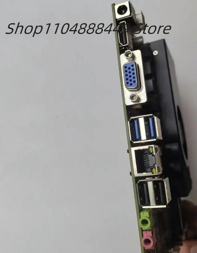 Alt view image 3 of 3 - QM6637 QM6637-i3-3D HM77 motherboard