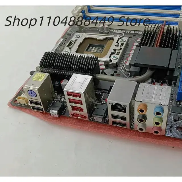 Alt view image 2 of 3 - R2G RAMPAGE II GENE motherboard