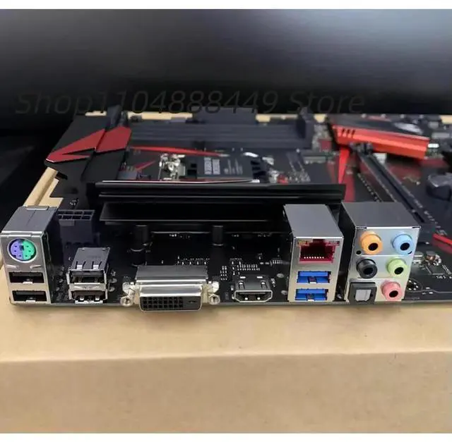 Alt view image 2 of 2 - ROG STRIX B250H GAMING Motherboard