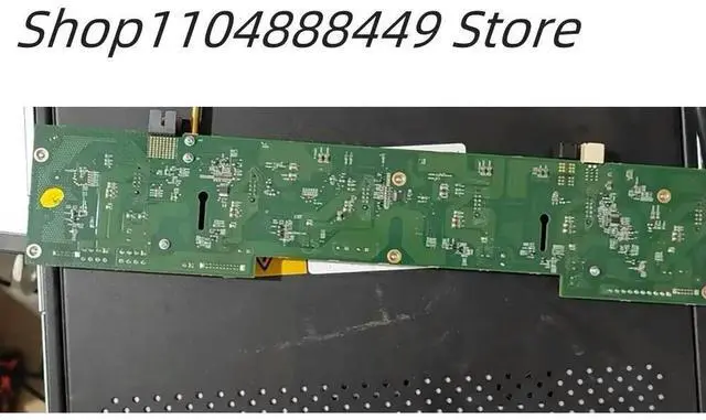 Alt view image 3 of 3 - R5300 G3 Rack server G0508SFCA_140201 Fan Backplane