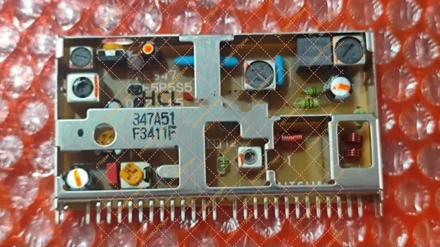 Alt view image 3 of 3 - PLL FM & AM Radio Receiver Module with Phase Locked Loop for Electronic Circuit Projects