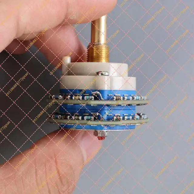 Alt view image 3 of 3 - High Precision 24-Step 50K Dual Channel Stepper Volume Potentiometer with Knob