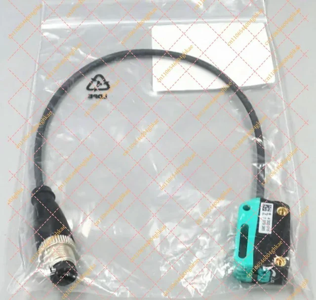 Alt view image 2 of 3 - 1PC Industrial Triangulation Photoelectric Sensor with Background Suppression