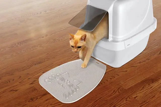 Alt view image 5 of 7 - Van Ness, Trackless Cat Litter Mat, White