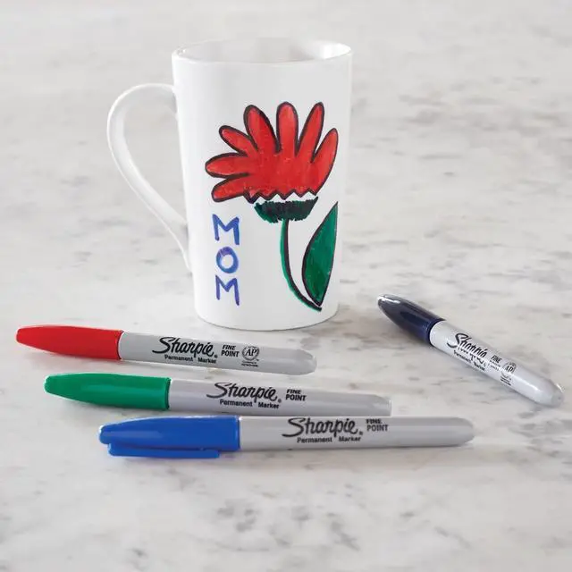 Alt view image 4 of 6 - "Sharpie Fine Point Permanent Markers 4/Pkg-Red, Blue, Black, Green"