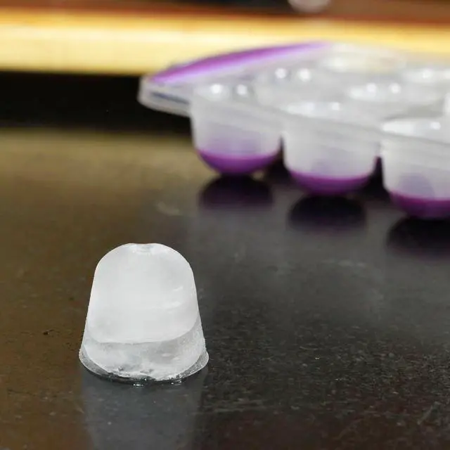 Alt view image 4 of 5 - Chef Craft Select Plastic Ice Cube Tray, 11 inch in length yields 21 cubes, Color May Vary