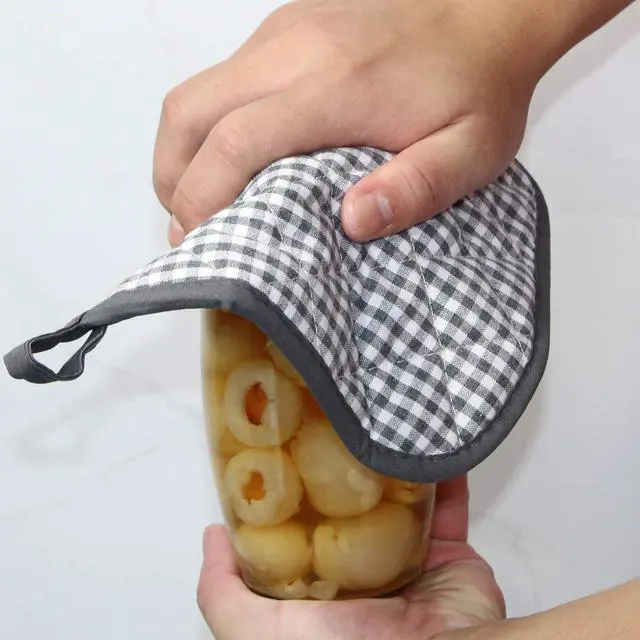 Alt view image 5 of 6 - 5 PCS Pot Holders for Kitchen, Cotton Potholers with Great Heat Resistance, Hot Pads, Trivets for Cooking and Baking Black