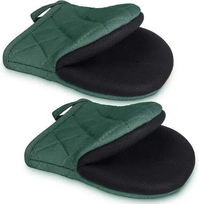 Main image of 1 Pair Short Oven Mitts - Silicone Kitchen Oven Gloves High Heat Resistant 500, Mini Oven Mits with Non-Slip Grip Surfaces and Hanging Loop for BBQ, Baking, Cooking and Grilling (ArmyGreen)