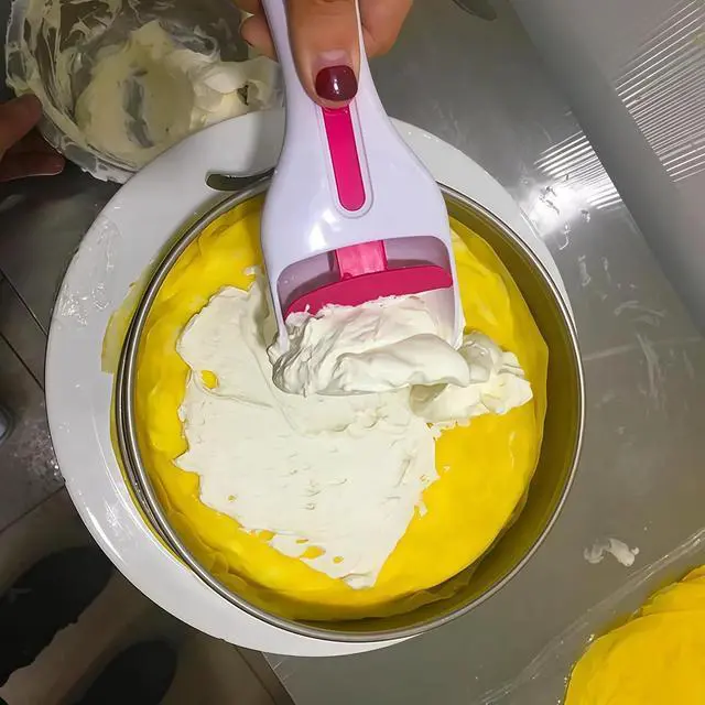 Alt view image 4 of 7 - 1pcs Cake Batter Distribution Scoop, One-Touch Sliding Button Dispenses Batter, Home Batter Dispenser Baking Tool