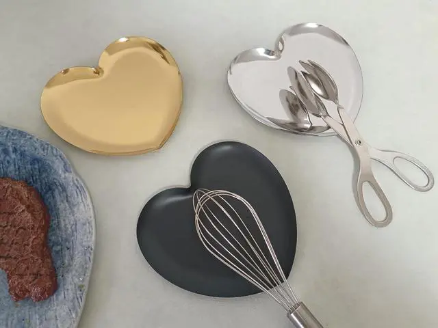 Alt view image 3 of 7 - Heart Shaped Stainless Steel Spoon Rest for Stove Top, Cute Spoon Rest for Kitchen Counter, Cooking Spoon Holder for Kitchen Counter, Utensil Rest for Spatula Ladle or Tong, 1 PCS (Matte black)