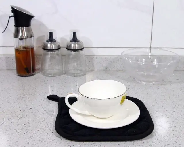 Alt view image 5 of 7 - 5 PCS Pot Holders for Kitchen, Cotton Potholers with Great Heat Resistance, Hot Pads, Trivets for Cooking and Baking Black