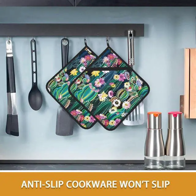 Alt view image 6 of 7 - Blooming Cactus Succulents Flowers Pot Holder Set of 2,Heat Resistant Potholders Oven Hot Pads for Kitchen Cooking Baking BBQ