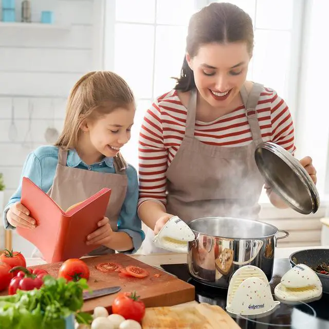 Alt view image 3 of 7 - Thickened Mini Silicone Oven Mitts Heat Resistant as Hot Pot Holder, Baking Holder, Rubber Oven Gloves, Finger Pinch Grips, Potholder Mitts for Kitchen Cooking, 1 Pair, White Confetti