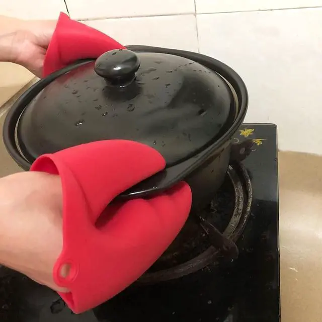 Alt view image 2 of 7 - Silicone Oven Mitts, Lobster Claws Heat Resistant Pot Holders Oven Gloves Pinch Mitts for Baking Barbecue Grilling Pizza Microwave Instant Pot, Red, 1 Pair