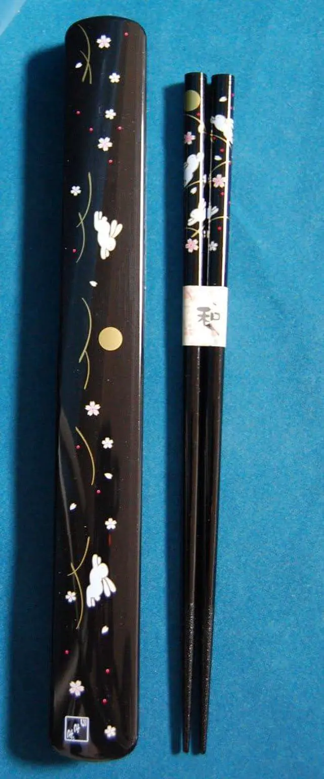Alt view image 3 of 3 - Ryu Mei 058016 Rabbit Japanese Chopstick Box and Set, Black
