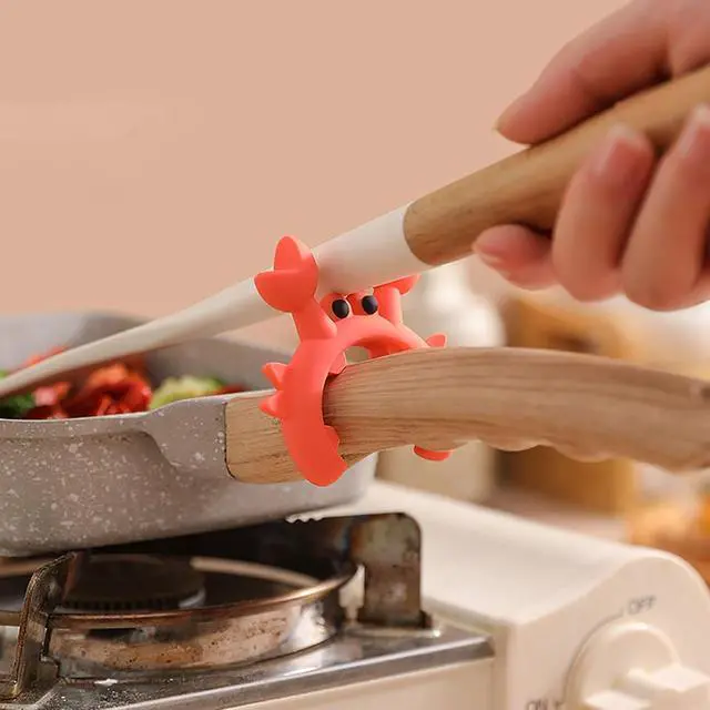 Alt view image 6 of 6 - Spatula Rack, 2 Pcs Red Silicon 2.6 Inch x 2.36 Inch Crab Shaped Pot Handle Spatula Holder for Kitchen and Outdoors (green)