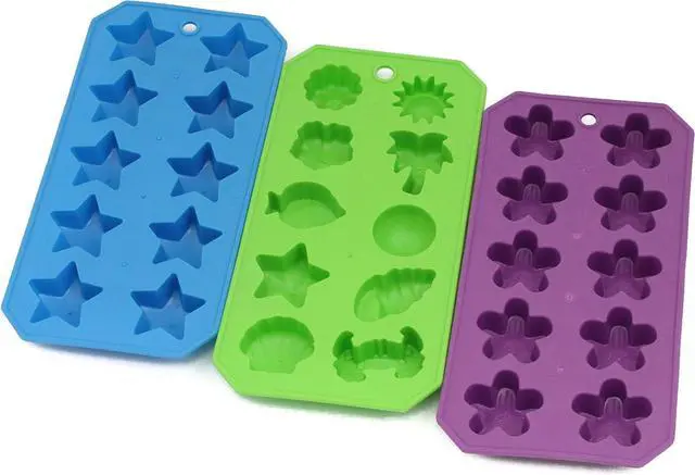 Main image of Chef Craft Select Shapes Ice Cube Tray, 8.75 inch, Color/Shapes May Vary