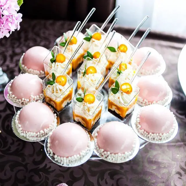 Alt view image 7 of 7 - 50 Pieces Acrylic Lollipop Sticks, Clear Cake Pops for Candy Dessert Chocolate Handmade DIY, 4 Inch(3mm Diameter)