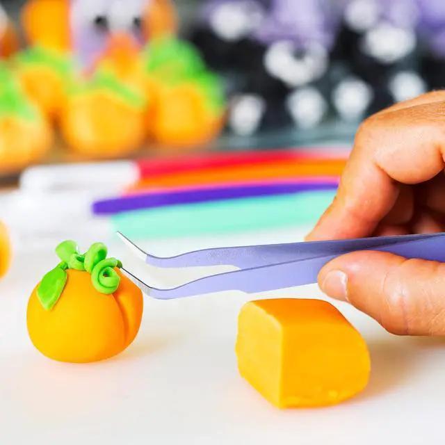 Alt view image 4 of 6 - Sinmoe 10 Pieces Cake Candy Decorating Brushes Tools Cookie Decoration Brushes Pastry Brush and Stainless Steel Straight and Curved Tip Tweezers Pasta Tweezers for Baking Fondant (Multi Color)