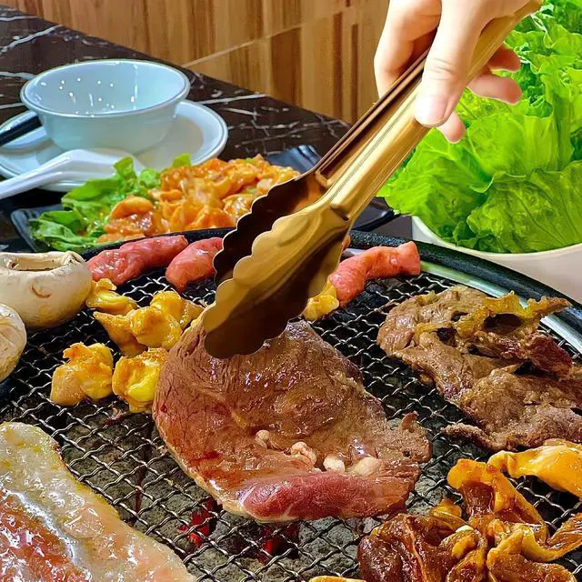 Alt view image 5 of 7 - 4 Pack 9 Inch Serving Tongs Gold Stainless Steel Kitchen Tongs,Non-Slip & Easy Grip Buffet Tongs, Gold Food Tongs for Salad, Ice, Cooking, Bread, Fruit,Barbecue