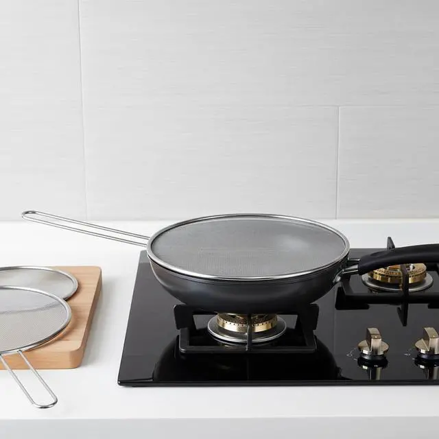 Alt view image 4 of 7 - 7.5 in Grease Splatter Guard, Stainless Steel Splatter Guard for Frying Pan Oil Splatter-Screen with Comfortable Grip Handle and Ultra Fine Mesh (Diameter 19 cm,Handle 14.3cm)