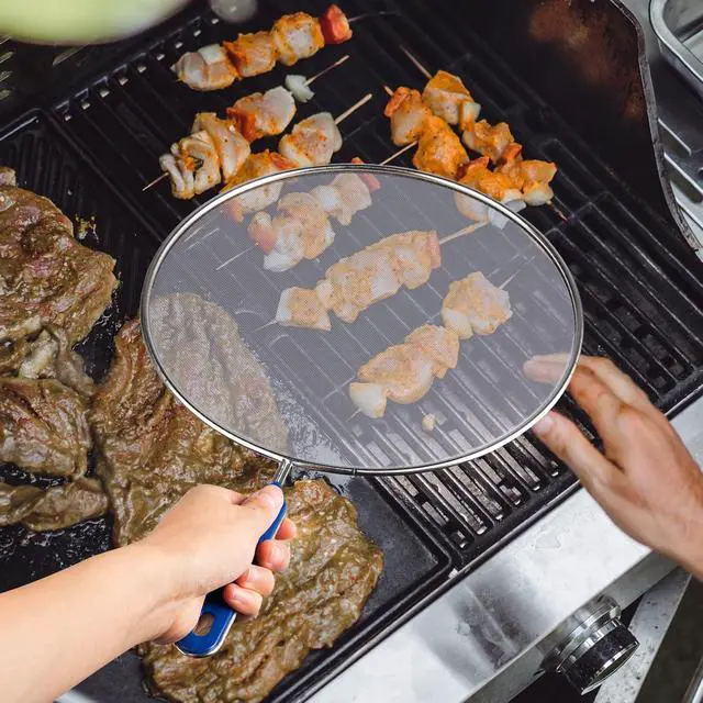 Alt view image 6 of 7 - 8 Inch Grease Splatter Screen Guard Stainless Steel Splash Screen Protector Guards with Handle Splash-Proof Frying Pan Mesh Pot Lid Cover for Kitchen Cooking Gadgets