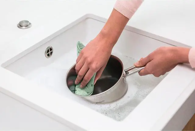 Alt view image 2 of 6 - Brabantia x2 Microfiber Cleaning Dish Cloths (Jade Green) Absorbent Hygenic Rags for Washing, Cleaning, Drying (12x12)