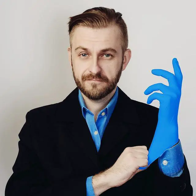 Alt view image 5 of 6 - PEIPU Nitrile Disposable GlovesPowder Free, Cleaning Service Gloves, Latex Free