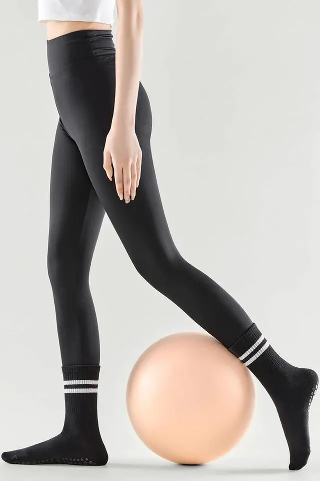 Alt view image 7 of 7 - Non Slip Yoga Grip Pilates Socks for Women and Men Anti Slipper Grippy Socks for Ballet, Hospital, Dance