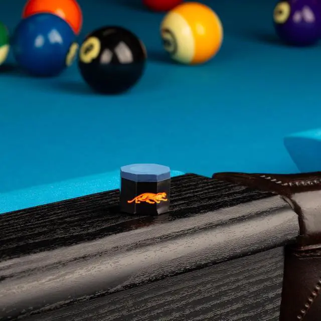 Alt view image 4 of 5 - Predator Cue Chalk