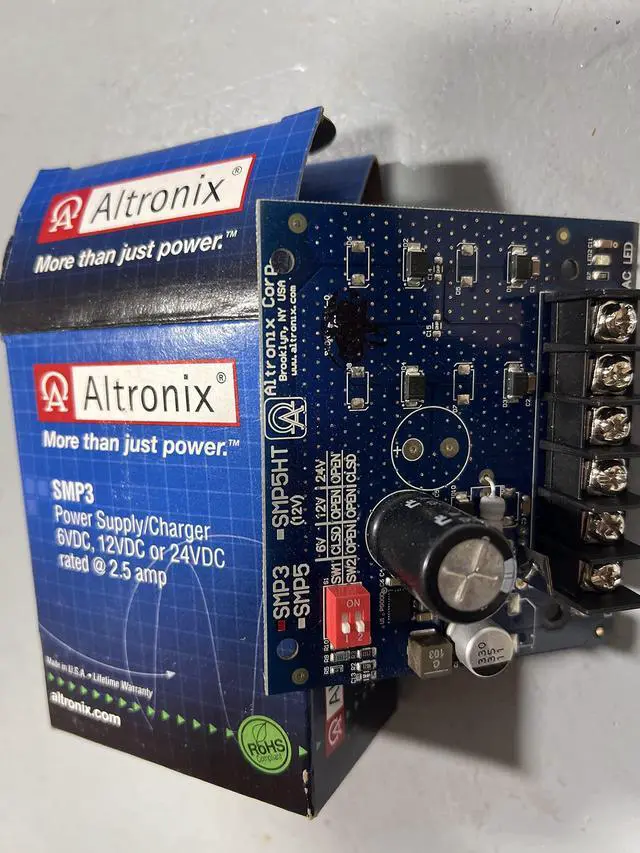Main image of SMP3 6 12 OR 24VDC @ 2.5 AMP, PC Board, Switching Power Supply Charger