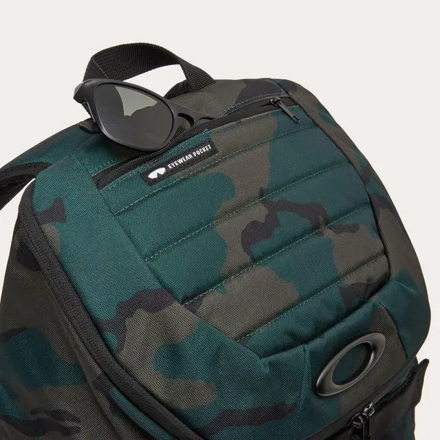 Alt view image 7 of 7 - Enduro 3.0 Big Backpack