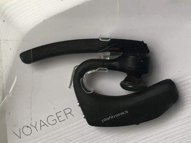 Main image of Voyager 5200 Earset - Mono - Wireless - Bluetooth - 98.4 ft - Earbud, Over-The-Ear - Monaural - Outer-Ear - Noise Cancelling, Echo Cancelling Microphone