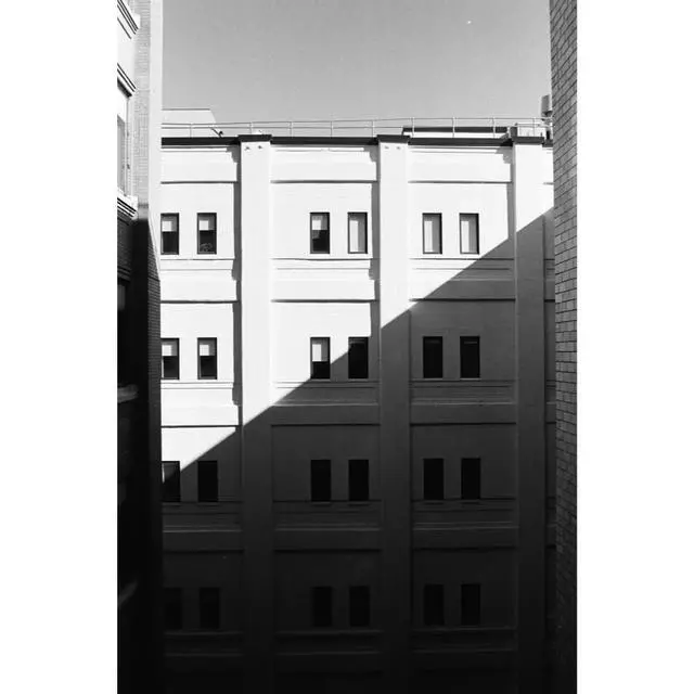 Alt view image 4 of 6 - Tri-X 400 Black & White Negative Film | 35mm Roll Film | 36 Exposures Per Roll, Classic Grain Structure and Fine Grain| 3 Rolls with Microfiber Cloth