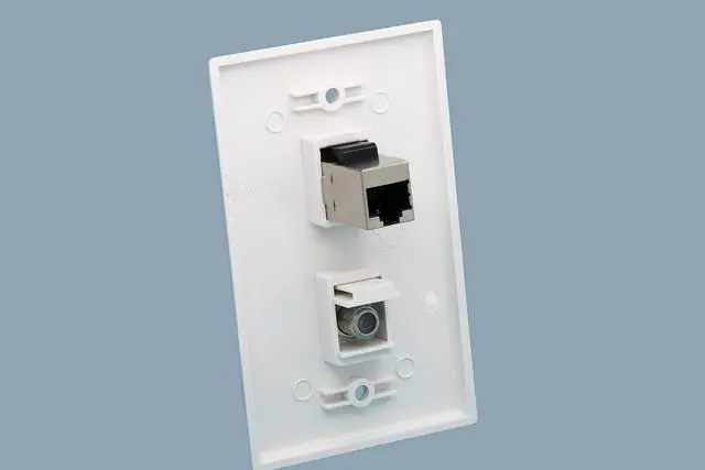 Alt view image 3 of 4 - 1 Gang Wall Plate (White) 2 Port - Cat6 (Shielded) Coax (White)