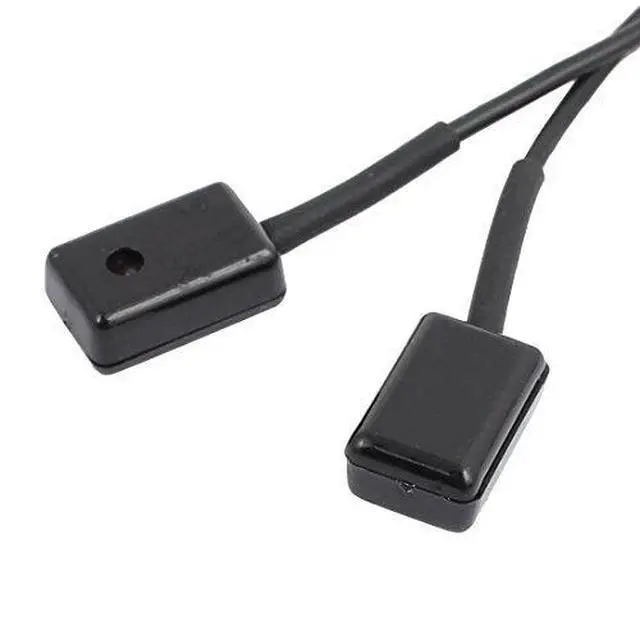 Alt view image 3 of 3 - 4 Head IR Emitter/Blaster Cable for IR Repeaters and Extenders