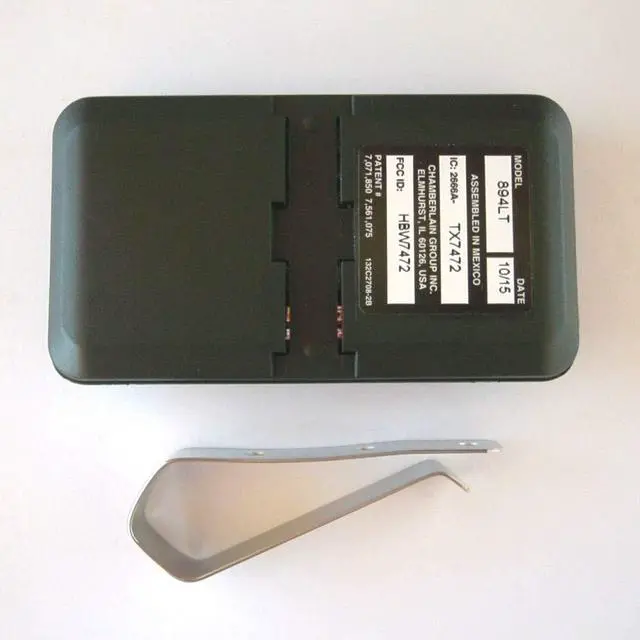 Alt view image 2 of 2 - 894LT 4-Button Learning Remote Replaces 972LM 974LM 372LM 374LM