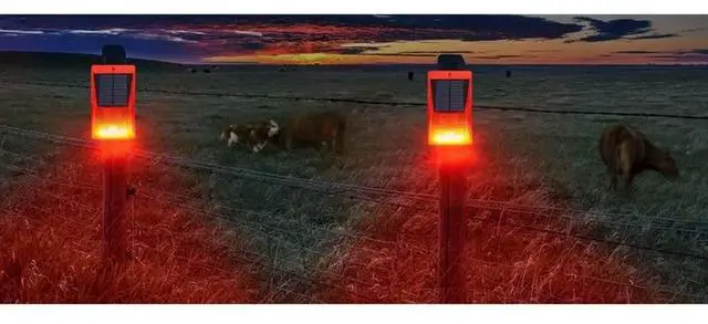 Main image of Solar Alarm Light with Remote Control - Infrared Motion Sensor, Anti-Theft Warning Flash Light for Home Security