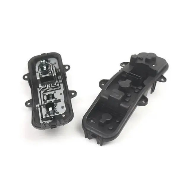 Alt view image 3 of 3 - Tail Light Socket 68290191AA 77367351 For FIAT 500X 2015-2018 Lamp Socket Tail Light Holder Accessories