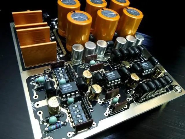 Alt view image 2 of 3 - -Preamplifier Adjustable Gain multiple Pre-Amp PCB / DIY Kit / Board