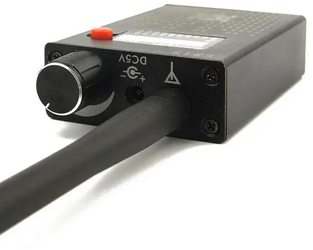 Main image of Power Long Distance 4G RF Detector 20h Working Standby Avoid Cheating RF Signal Detect G318