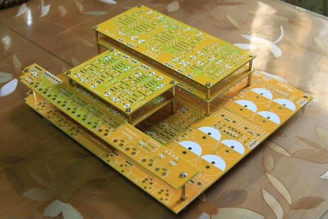 Alt view image 2 of 6 - Accuphase Golden Voice C-2810 (Nori) complete PCB circuit board