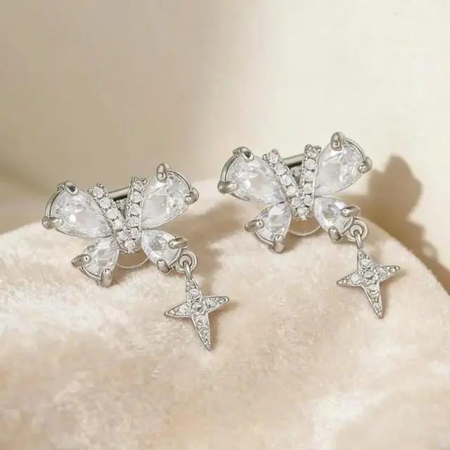Alt view image 2 of 6 - Exquisites Zircon Embellished Butterfly Ear Clip Specifically For Freeclip 1/2